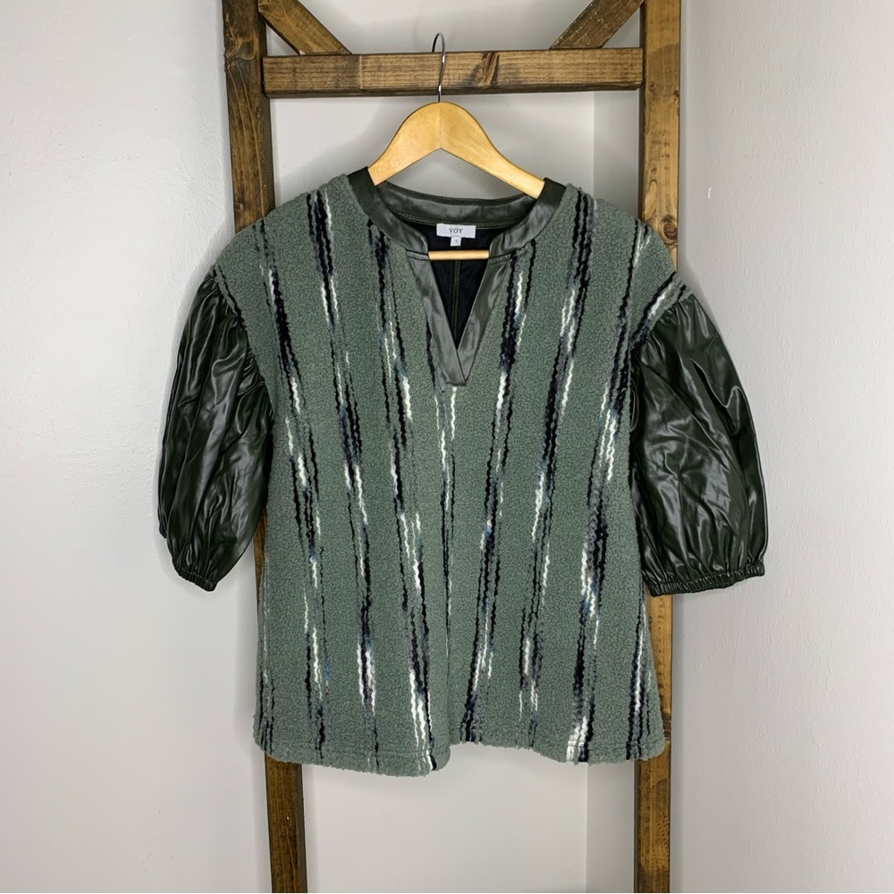 VOY Stylish Green Striped Women's Top Size S
